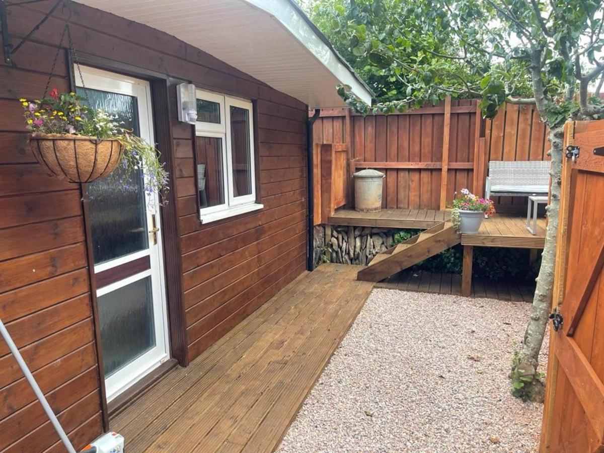 Charming Chalet In Stoke Fleming - Sleep 3 4 Dartmouth Exterior photo